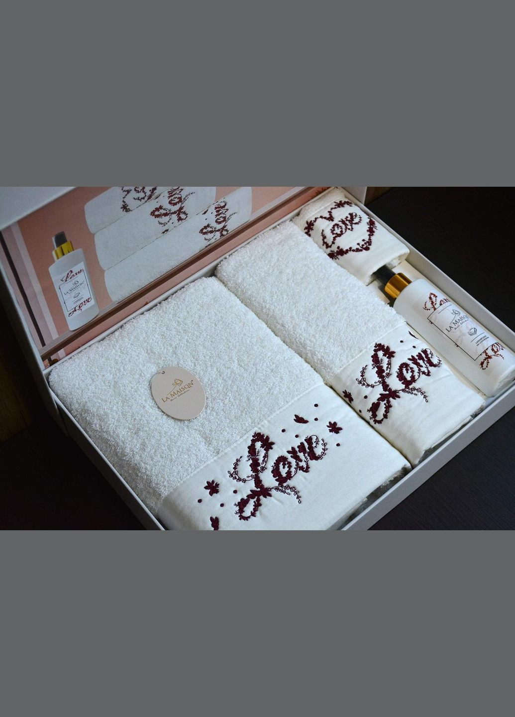 Подарочный набор полотенец La, 3 шт. с ароматом Reyna Maison белый