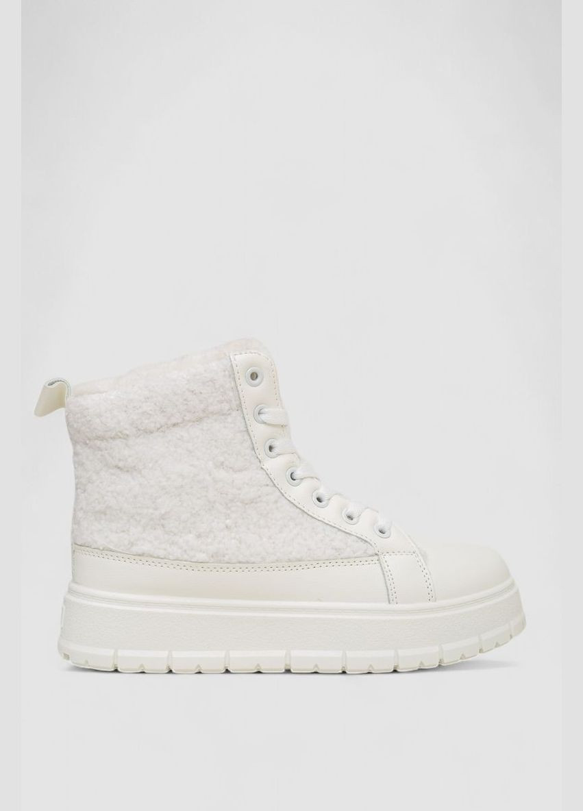 Осенние ботинки женские зимние на меху Ager без декора