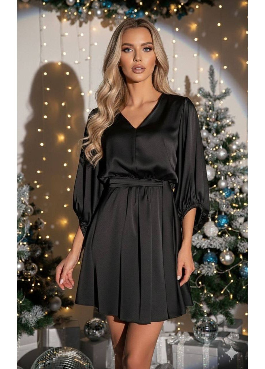 Чорна вечірня жіноча шовкова сукня Гермес однотонна