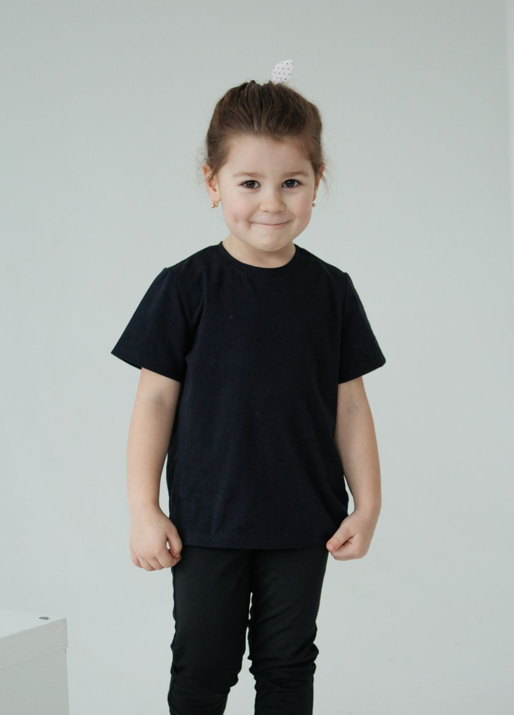 Чорна демісезонна футболка дитяча Malwel