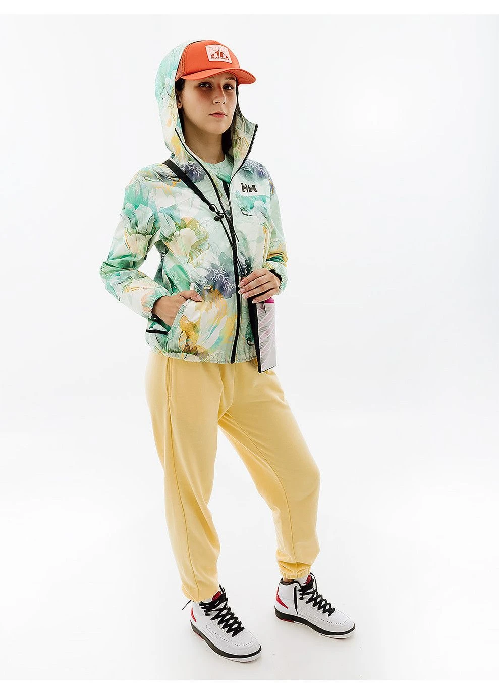 Комбинированная демисезонная куртка женская helly hanen w belfast ii packable jacket разноцветный Helly Hansen