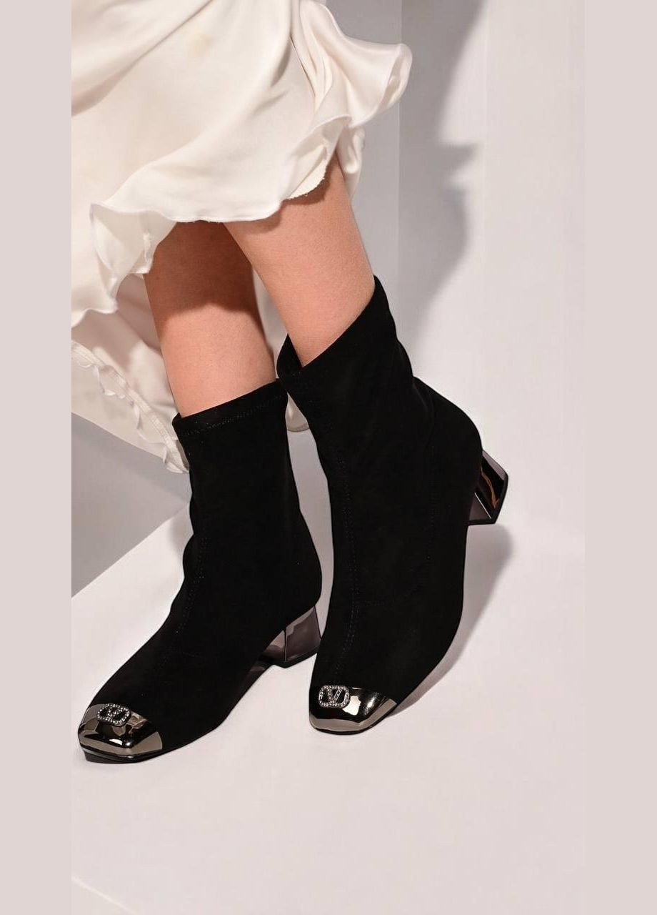 Чорні демісезонна ботильони жіночі чорні замшеві No Brand Демісезонні