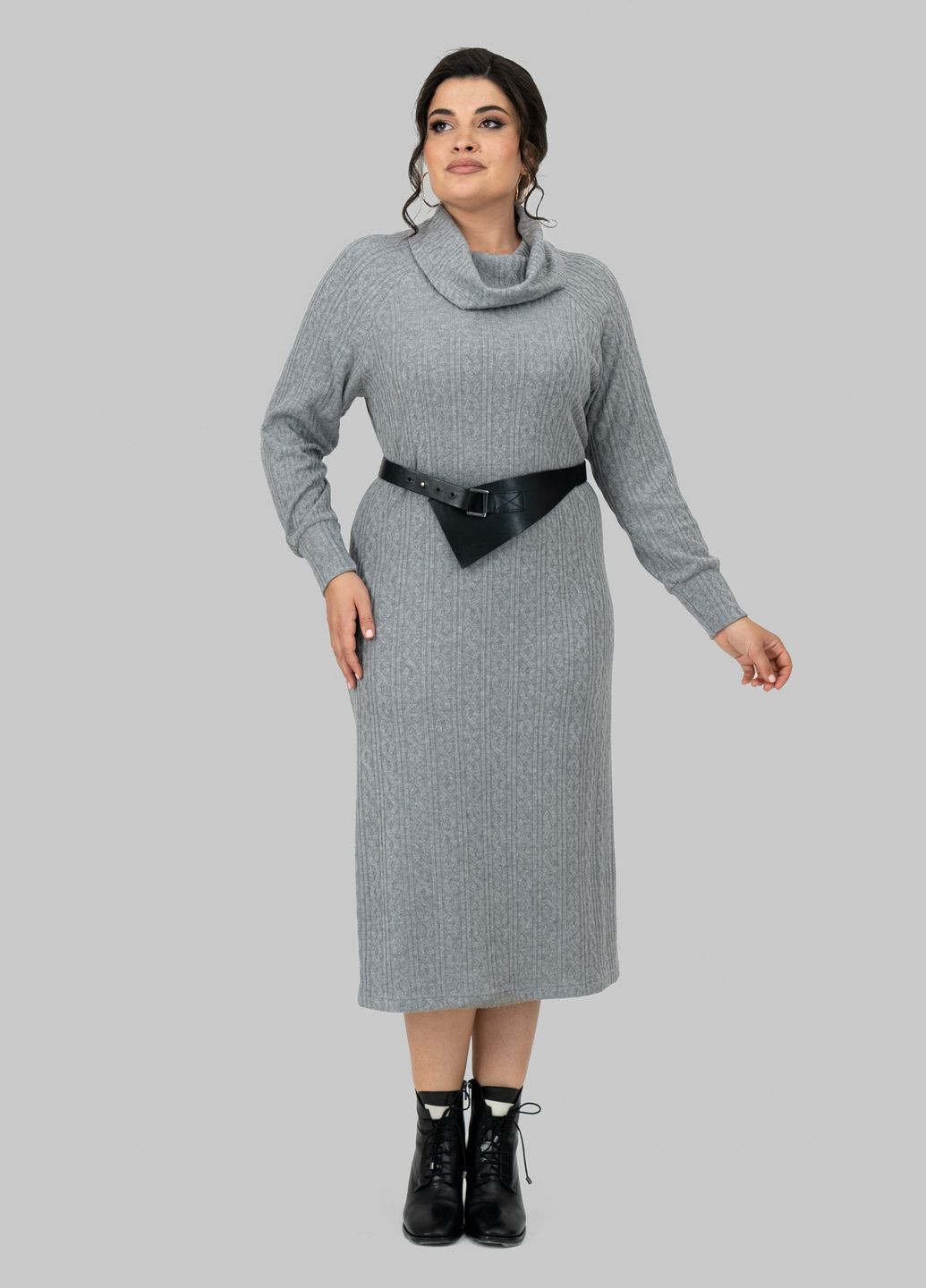 Серое повседневный платье платье полуприлегающего силуэта из трикотажа косичка воротник-хомут all posa (ap102212p) A'll Posa