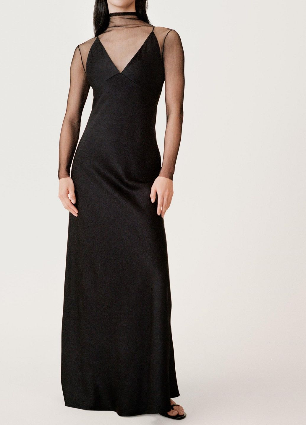 Черное вечернее платье Zara однотонное