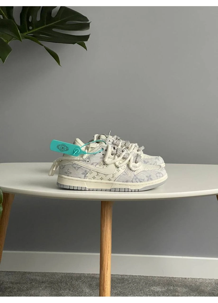 Кроссовки женские и мужские Nike SB Dunk Low x Louis Vuitton White Blue | Найк СБ Данк низкие белые No Brand белые демисезоны (382514754)