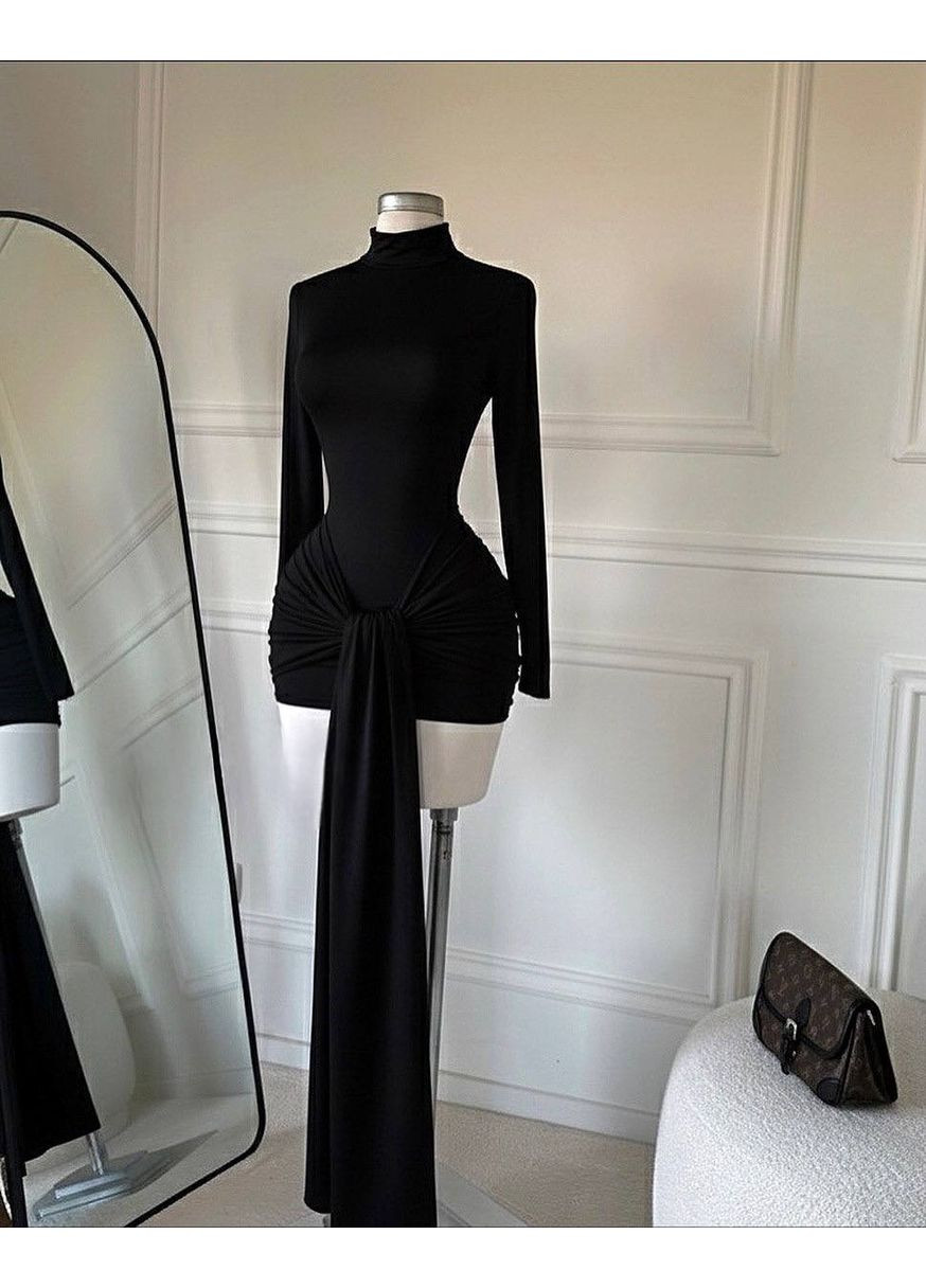 Чорна святковий сукня з ефектом wow з щільного трикотажу — заміри в описі силуетна DK/DL Мода без кордонів однотонна