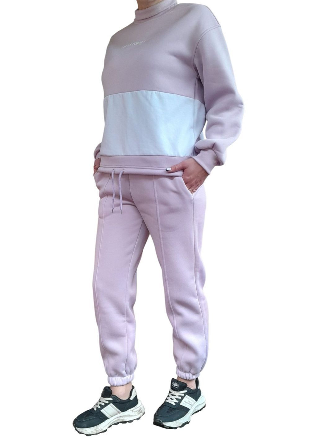 Жіночий спортивний костюм No Brand (368831650)