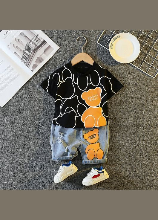 Комбінований літній костюм на літо хлопчику xiaohu taige чорна футболка 10477 No Brand