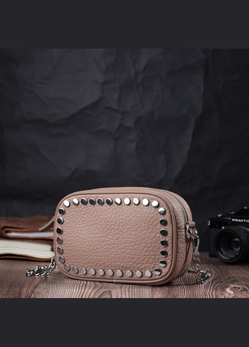 Жіноча шкіряна сумка декорована металевими кнопками 22335 Бежева Vintage (298567292)