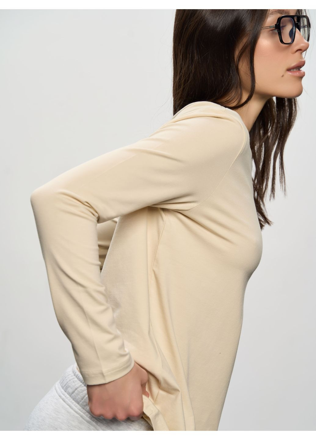 Лонгслив женский классический песочного цвета ТМ РОЗА Роза (369153074)