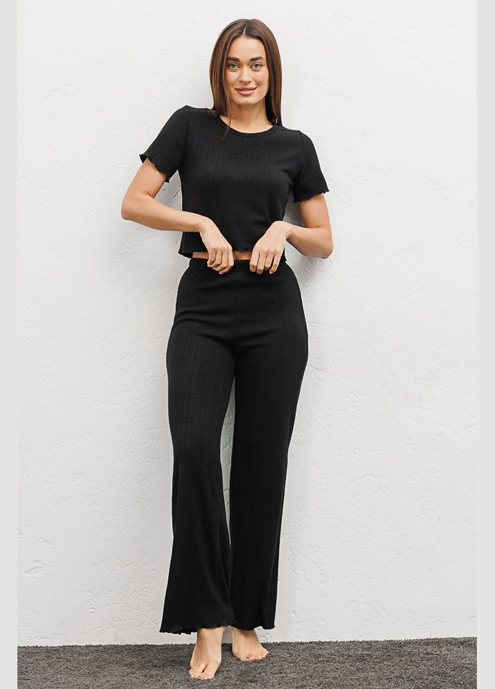 Черная женская трикотажная пижама с футболкой и штанами Arjen