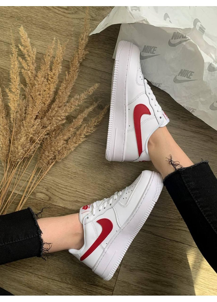 КРОССОВКИ ЖЕНСКИЕ NIKE AIR FORCE 1 WHITE RED 6 НАЙК АИР ФОРС 1 ПРЕМИУМ No Brand белые демисезоны (369387487)