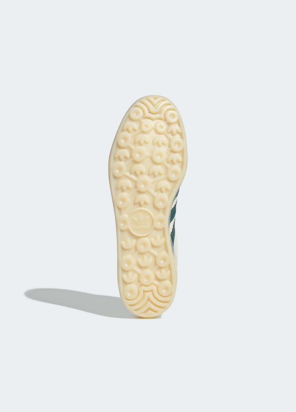 Белые летние кроссовки gazelle indoor adidas