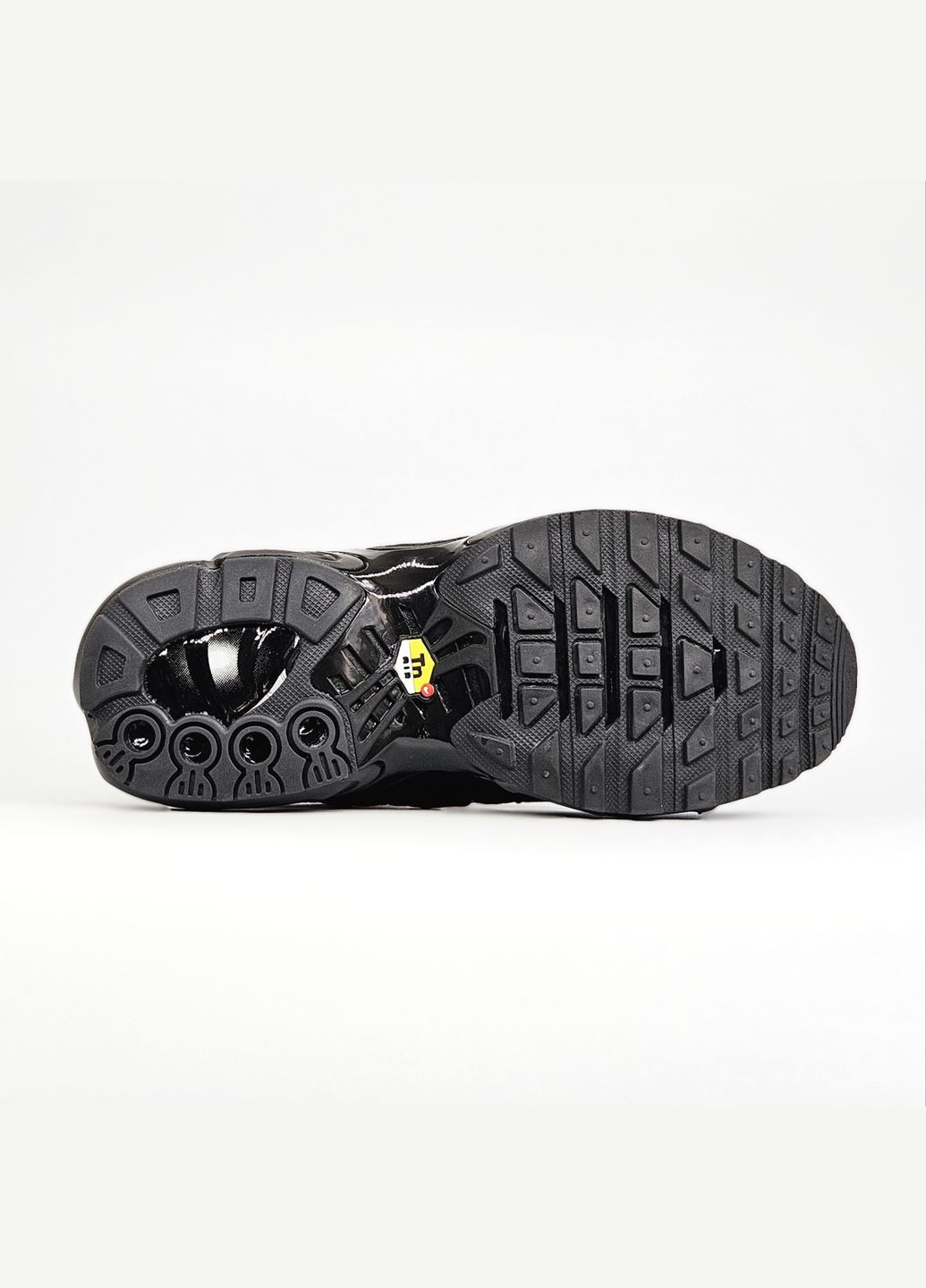Черные демисезонные кроссовки мужские и женские Nike air max Tn plus black | Найк аір макс Тн плюс
