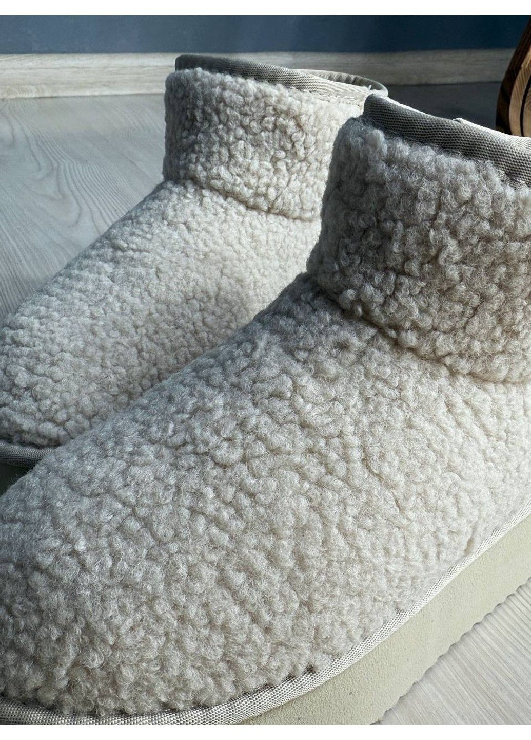 Уггі жіночі 1707-3 з хутром тедді на платформі молочні ITTS (370076343)