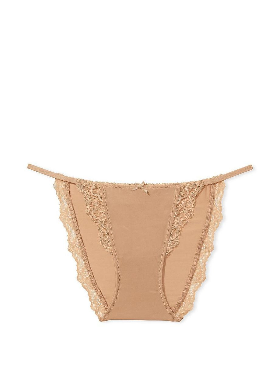 Жіночі трусики DREAM ANGELS Lace & Mesh String Bikini бежеві Victoria's Secret (294973556)