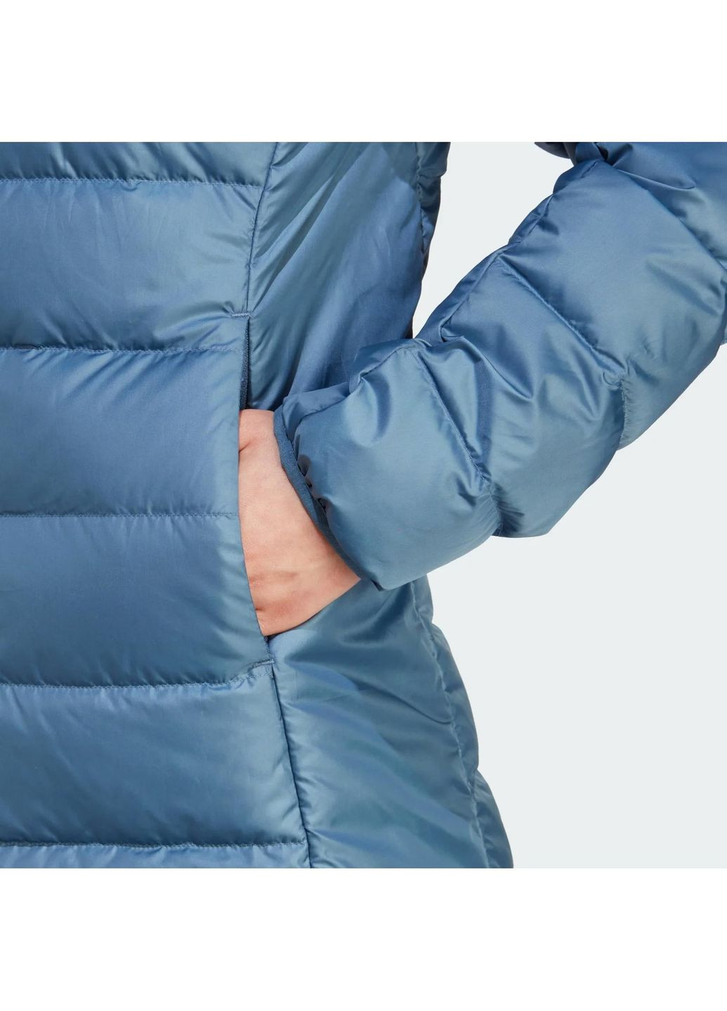 Синя зимня куртка жіноча terrex multi blue (ip6037) adidas