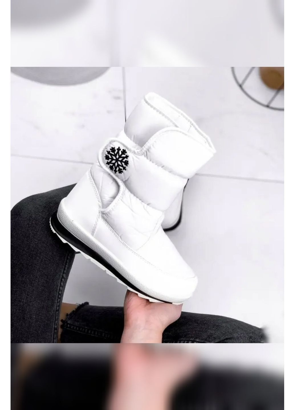 Зимові дутики жіночі білого кольору з хутром і липучкою Favorit Дутики (363021058)