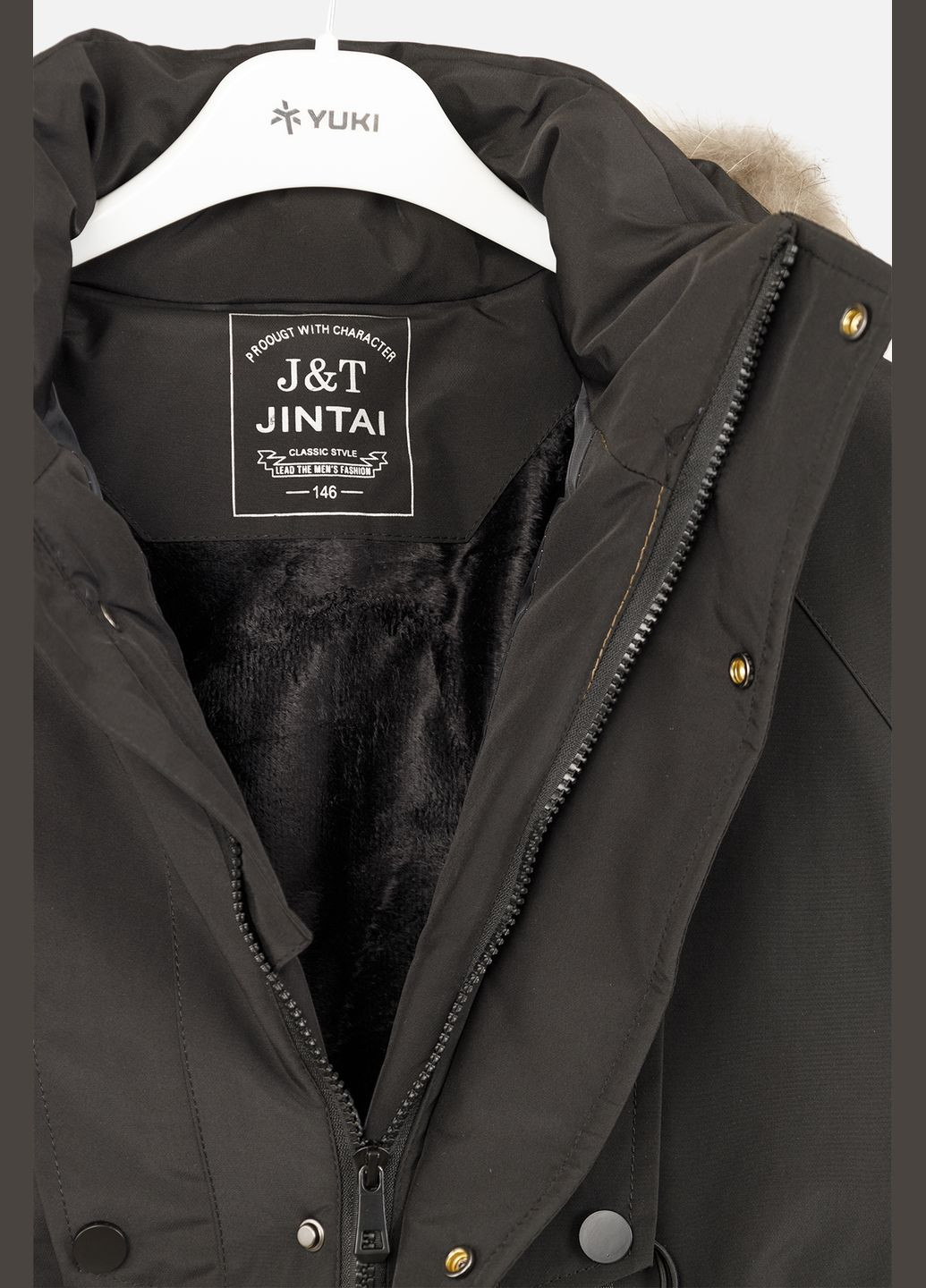 Черная зимняя куртка для мальчика цвет черный цб-00254661 JINTAI FUSHI