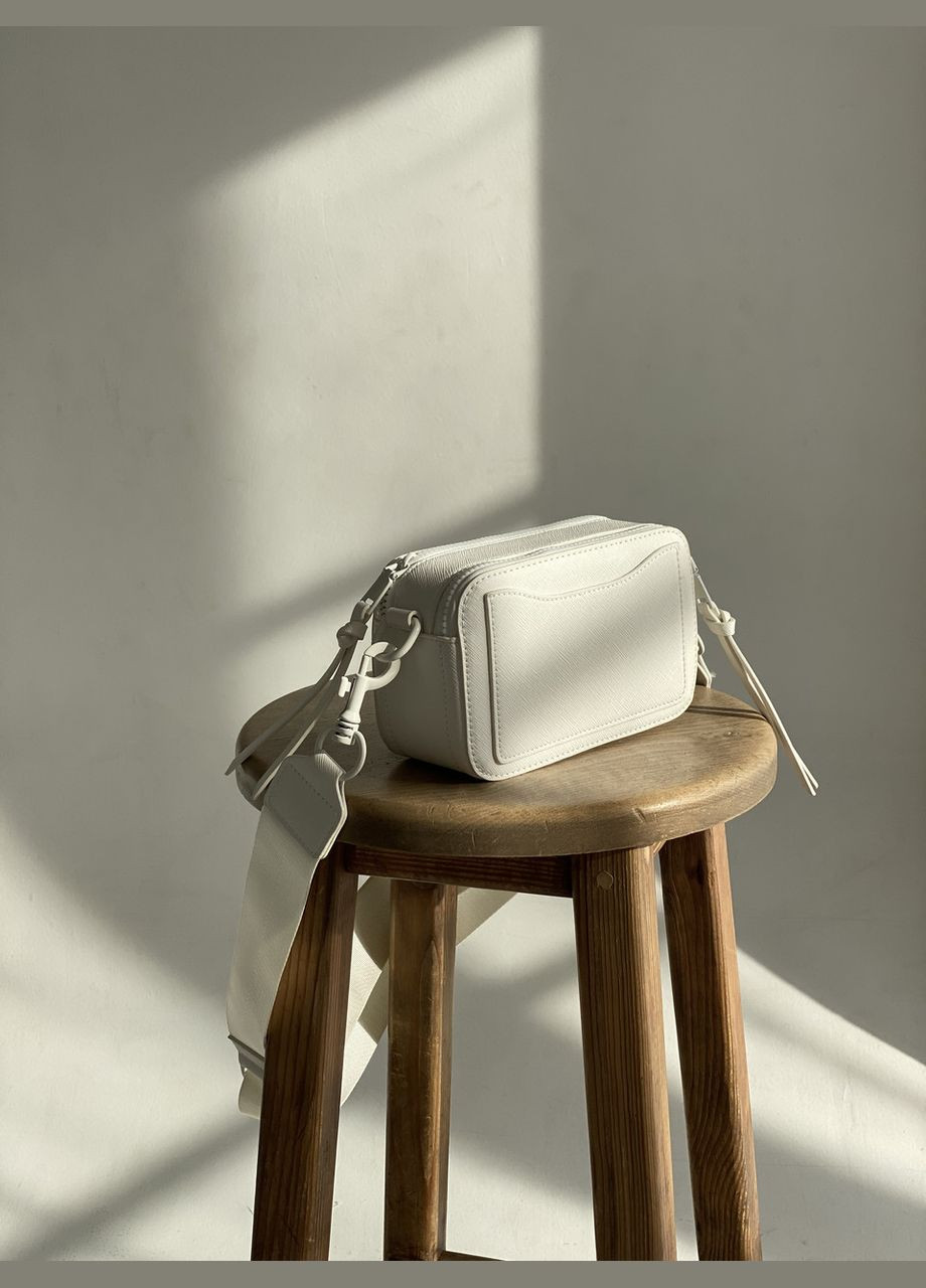 Жіноча прямокутна сумка крос-боді на широкому ремені біла No Brand (296008127)