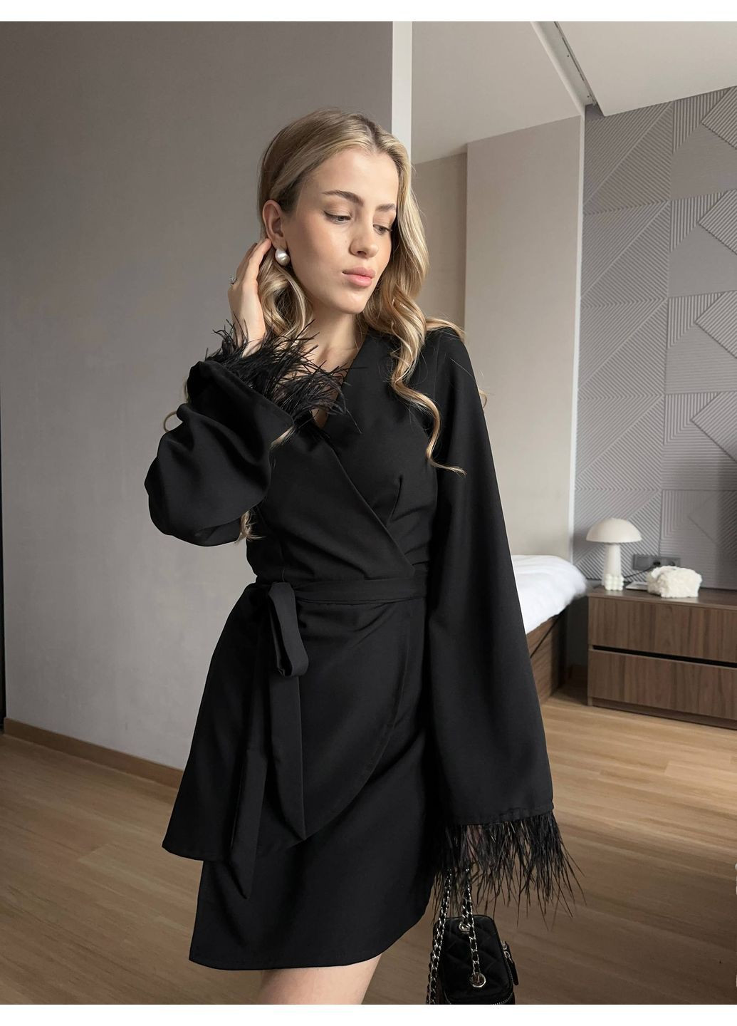 Чорна кежуал міні сукня-піджак Adelante однотонна