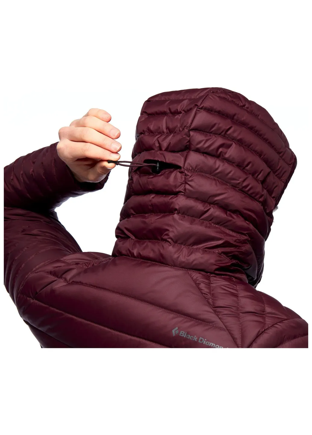Бордовая зимняя женская легкая пуховая куртка для треккинга access down parka, bordeaux Black Diamond