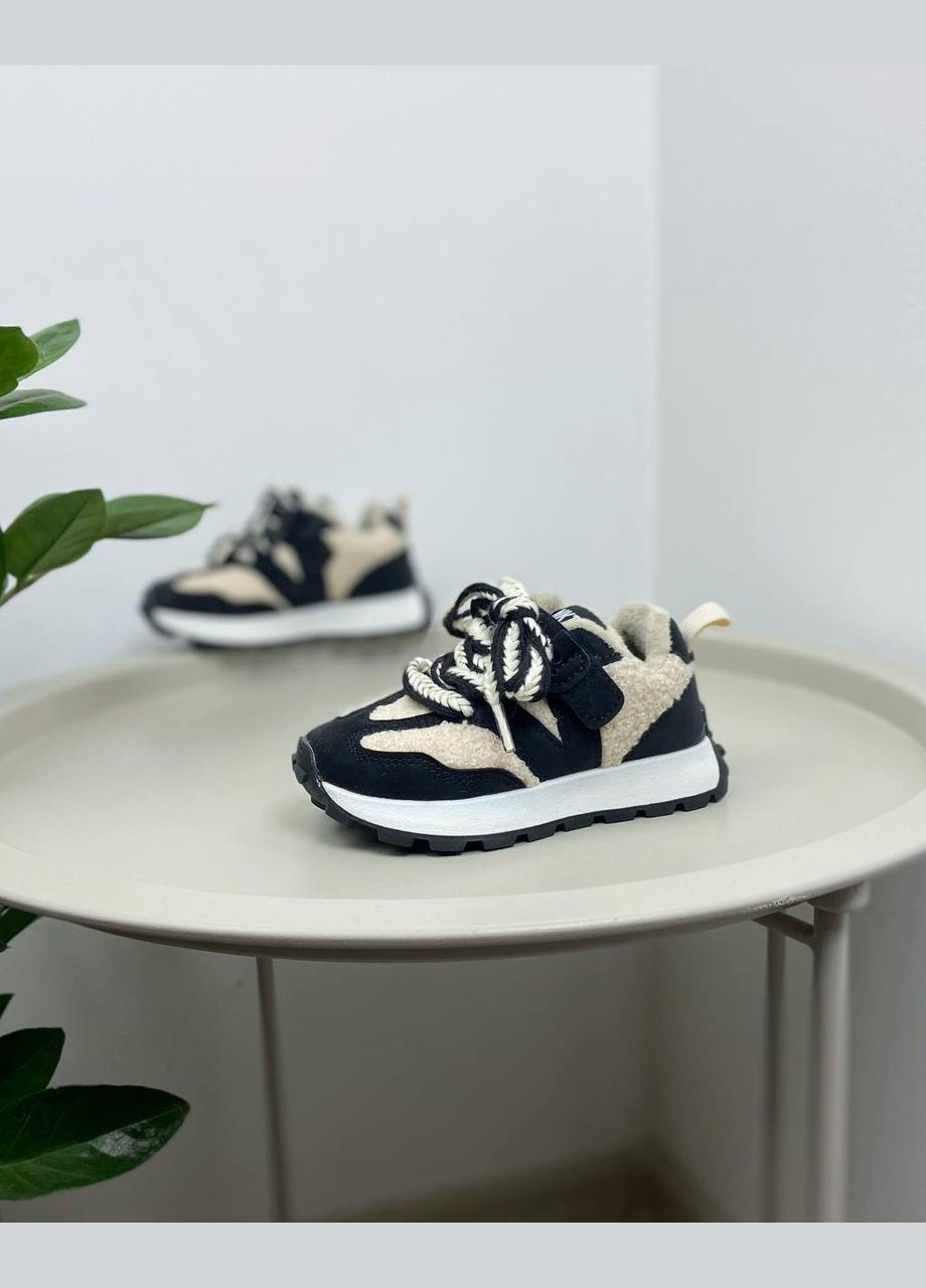 Черные спортивные, классические, повседневные, кэжуал, джинсовые осенние ботинки осенние детские черные 929 No Brand