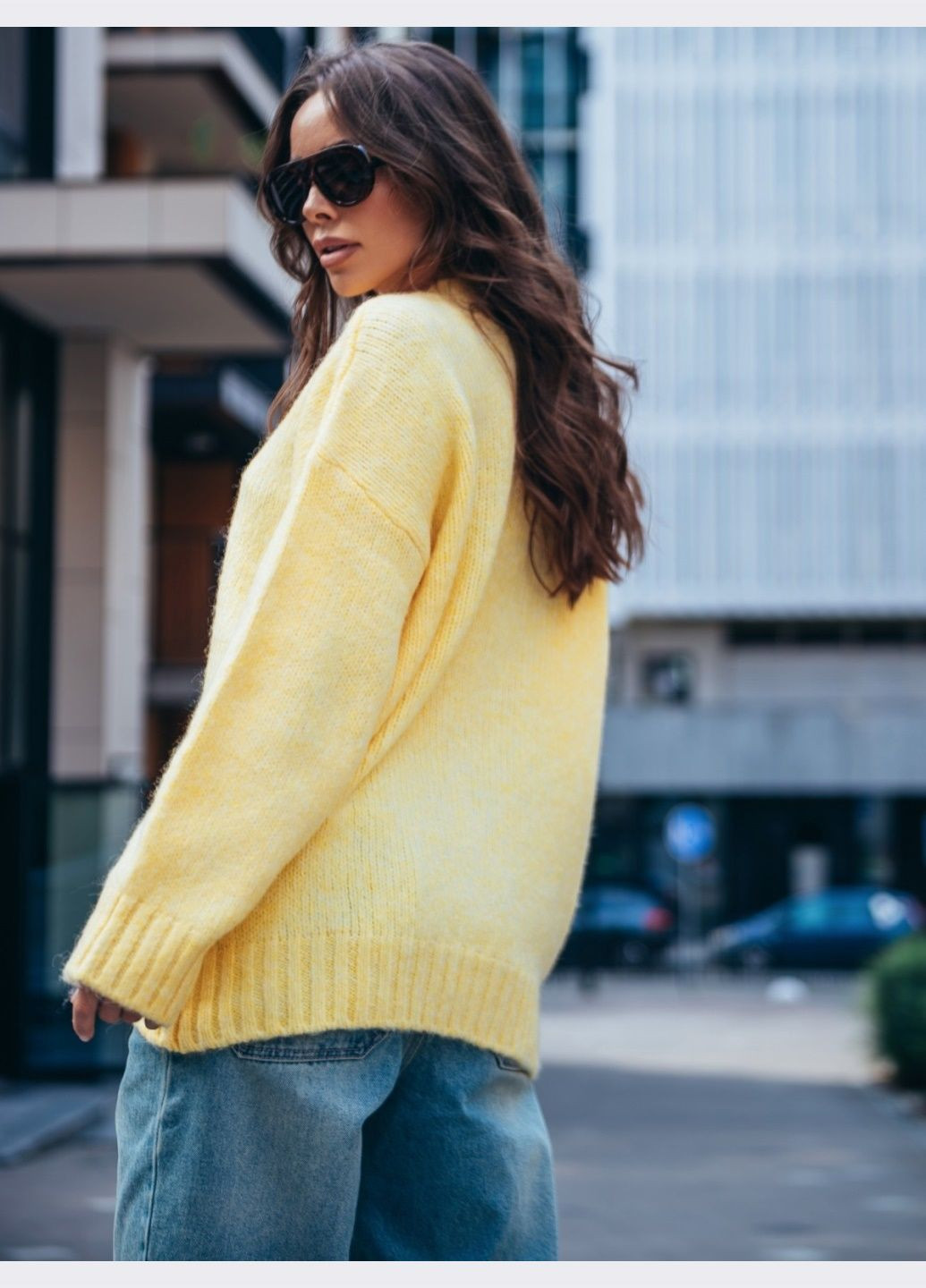 Жовтий демісезонний джемпер дрібної в'язки жовтого кольору Dressa