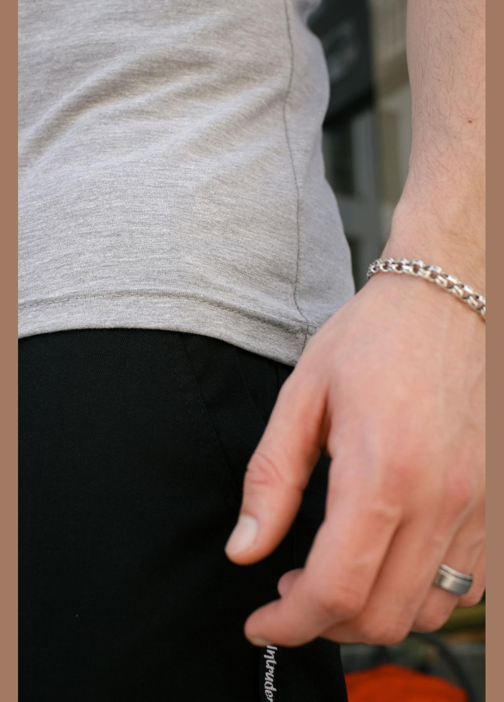 Серая футболка мужская с вышивкой "тризуб" серый меланж с коротким рукавом Intruder