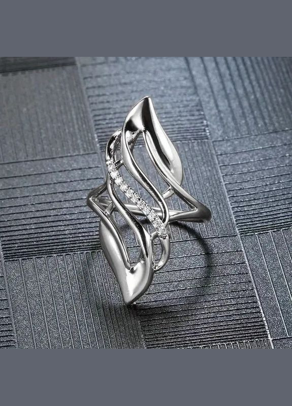 Серебристое кольцо в виде огня с белыми фианитами для женщин 19 LuxAurum268 Liresmina Jewelry (346267718)