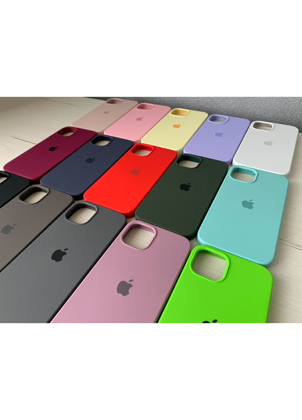 Чехол на айфон 13 Silicone case для 13 силиконовый с микрофиброй / Lilac Pride No Brand (369137086)