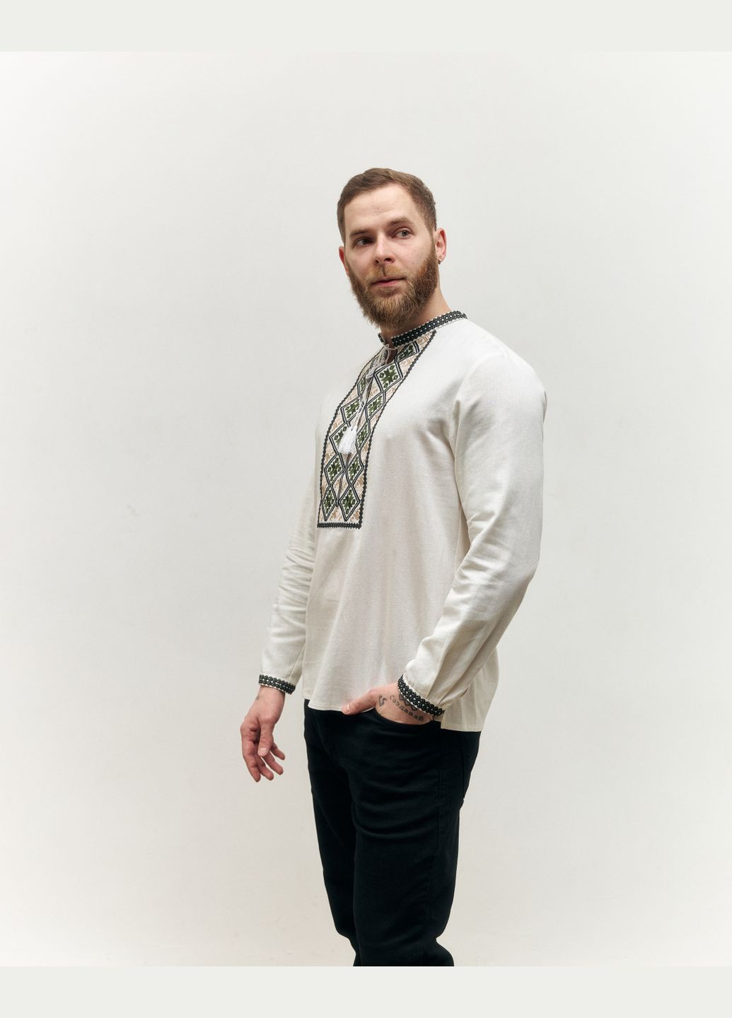 Белая вышиванка MOTYV (297673791)