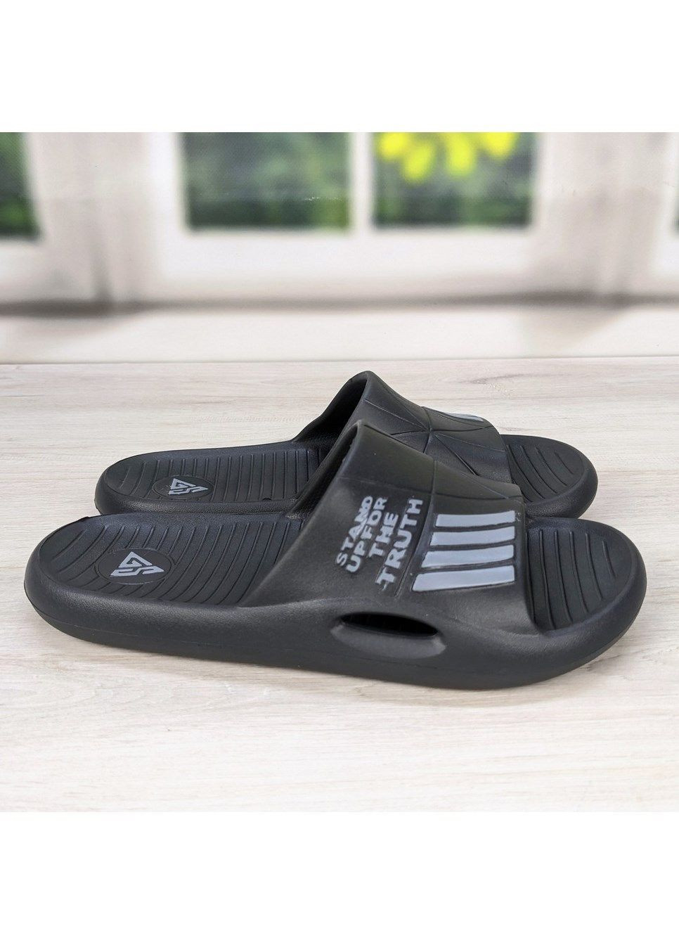 Темно-серые повседневные шлепанцы мужские сланцы пенковые Gipanis