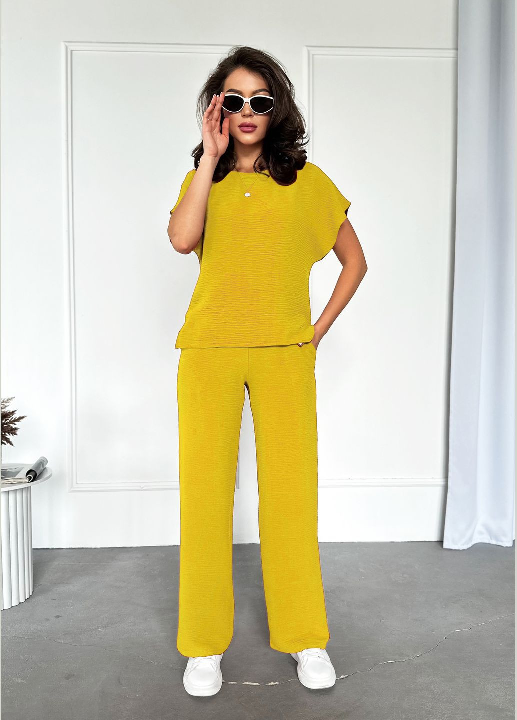 Яскравий стильний літній костюм із креп-жатки INNOE Костюм (330258219)