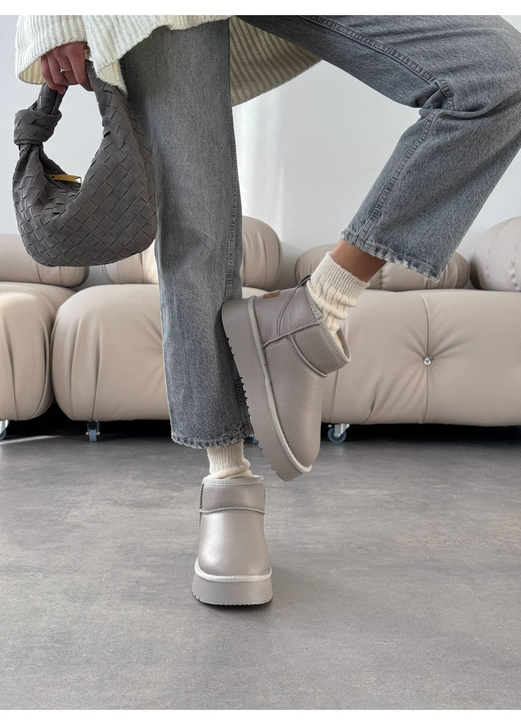 Угги женские кожаные на платформе короткие серые (2162) No Brand серые зима (361930422)