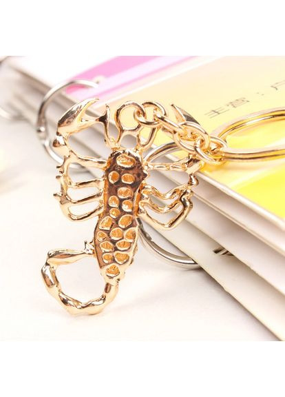 Креативний модний брелок підвіска у формі Скорпіону з кристалами No Brand (300533793)