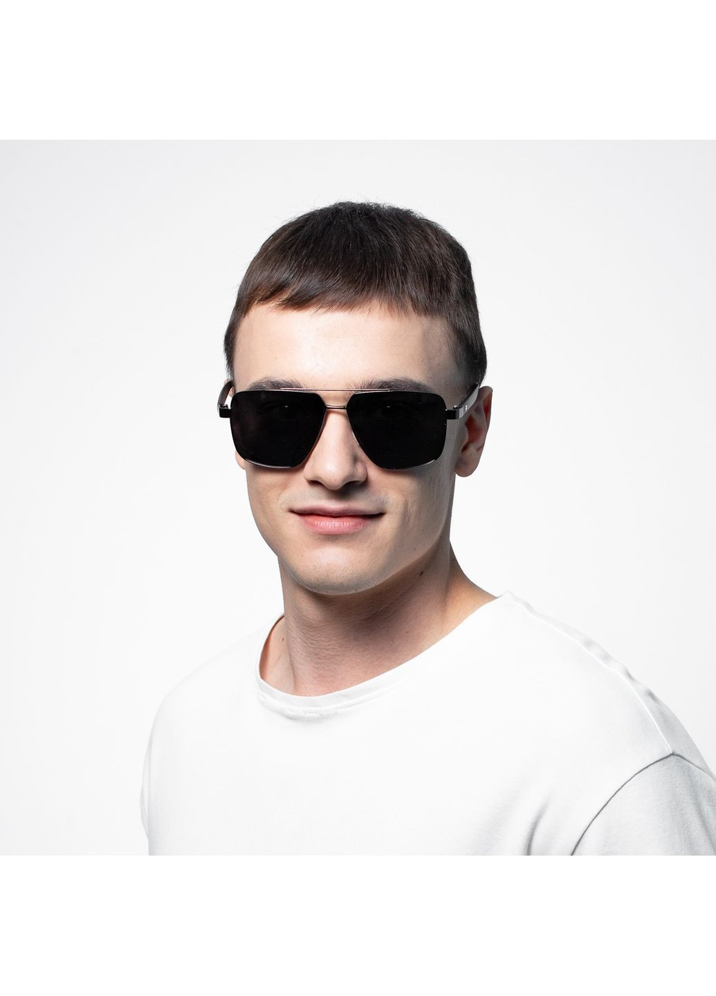 Сонцезахисні окуляри з поляризацією Класика чоловічі 469-037 LuckyLOOK 469-037М (322846426)