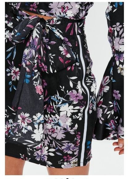 Черная повседневная юбка черно-фиолетовый Missguided