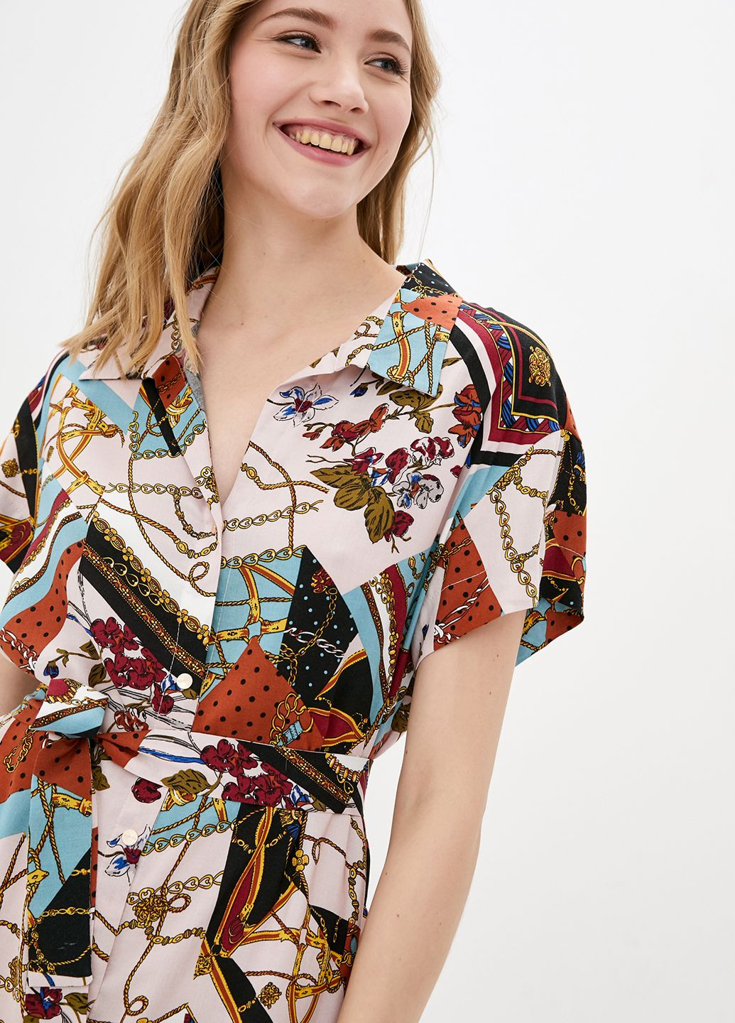Комбінована кежуал сукня-сорочка з принтом у стилі печворк. ORA з абстрактним візерунком