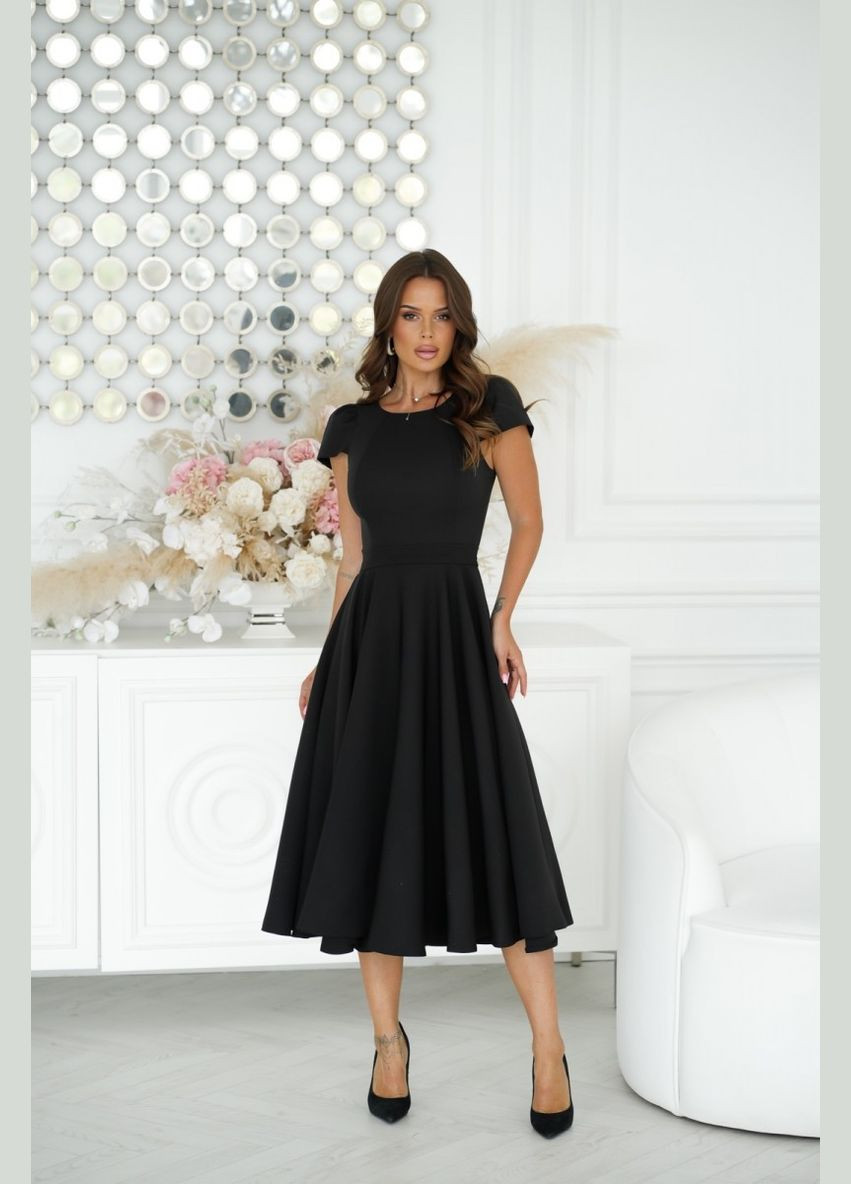 Черное вечернее платье с юбкой-солнце First Woman однотонное
