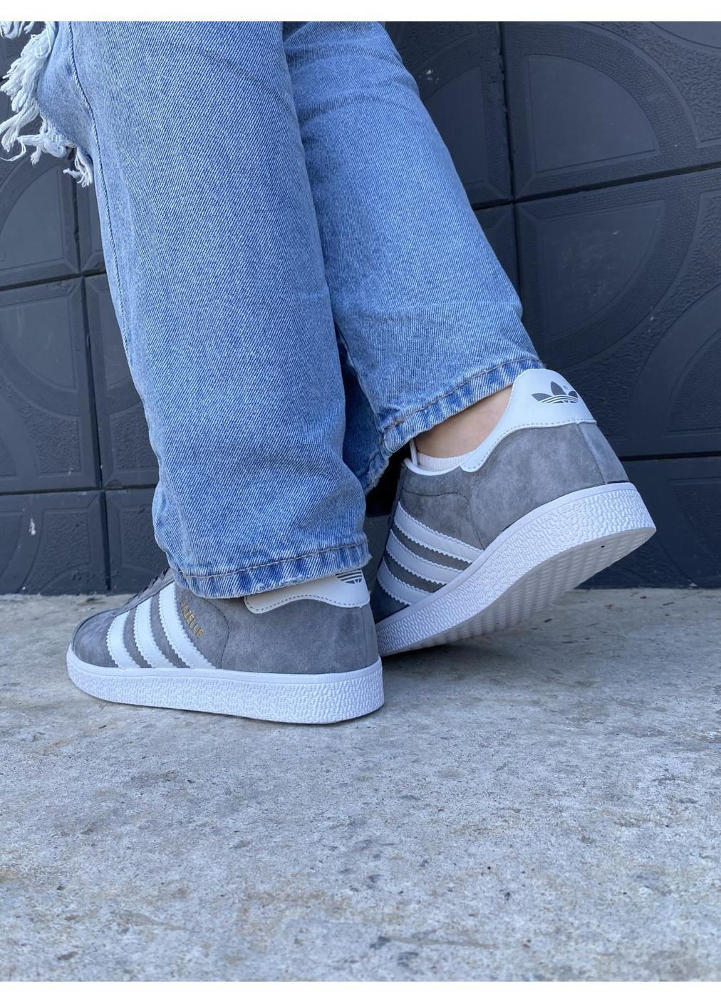 Сірі Осінні кросівки чоловічі adidas gazelle grey white адідас газель No Brand
