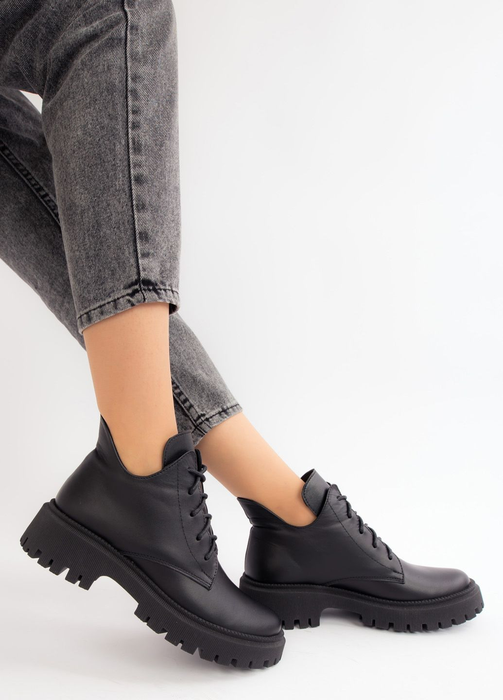 Зимние ботинки женские AMIR