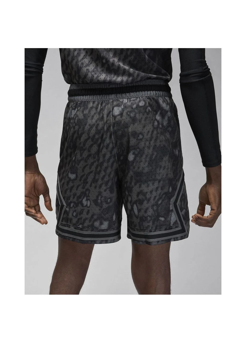 Шорты баскетбольные JORDAN SPORT MEN' DRI-FIT DIAMOND SHORTS темно-серые FN5862-010 Nike JORDAN SPORT MEN'S DRI-FIT DIAMOND SHORTS (398233189)