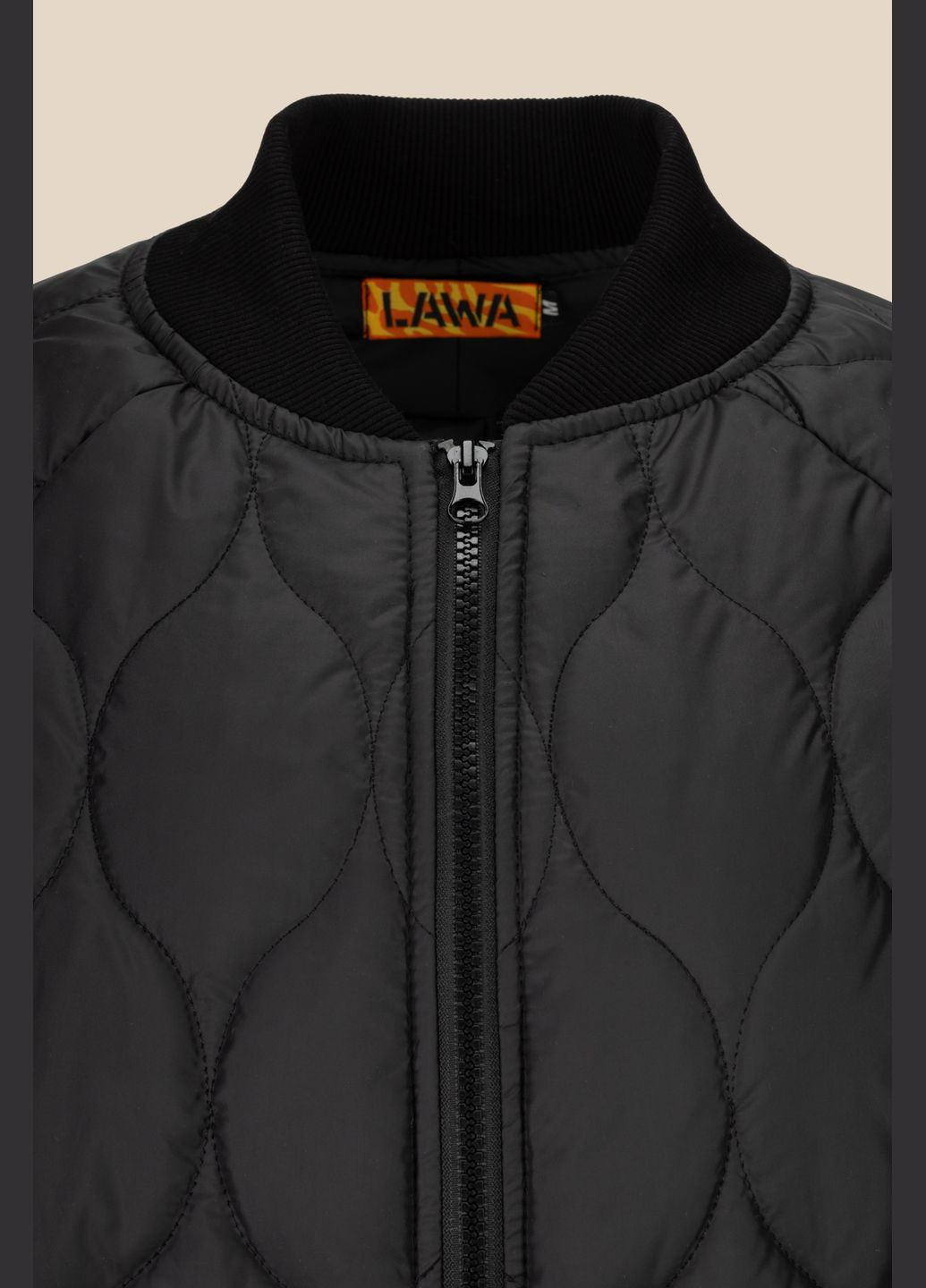 Чорна демісезонна куртка LAWA