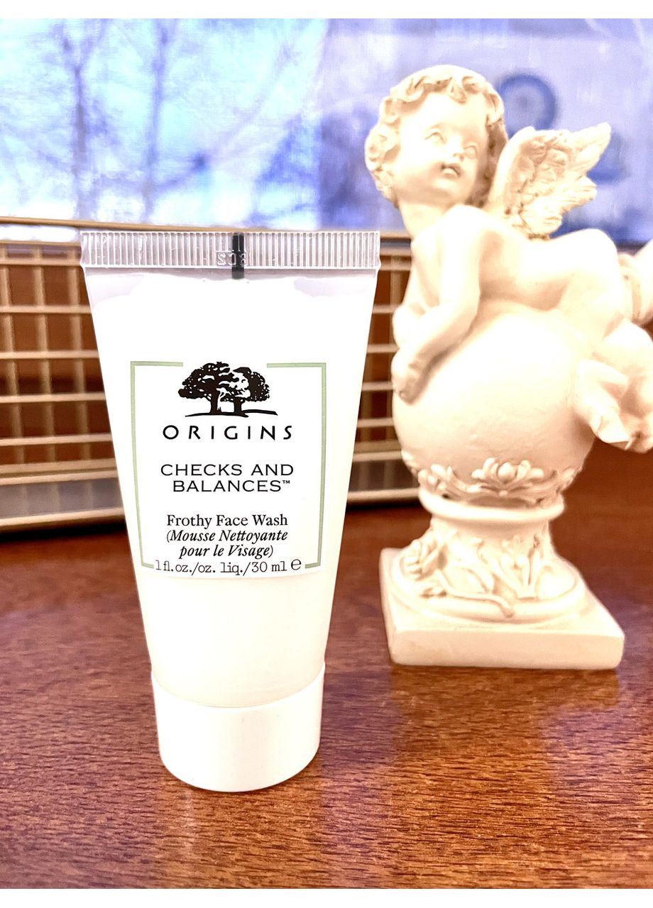 Умивалка для об'єму CHECKS AND BALANCESTM Frothy Face Wash, 30 ml Origins (367832311)
