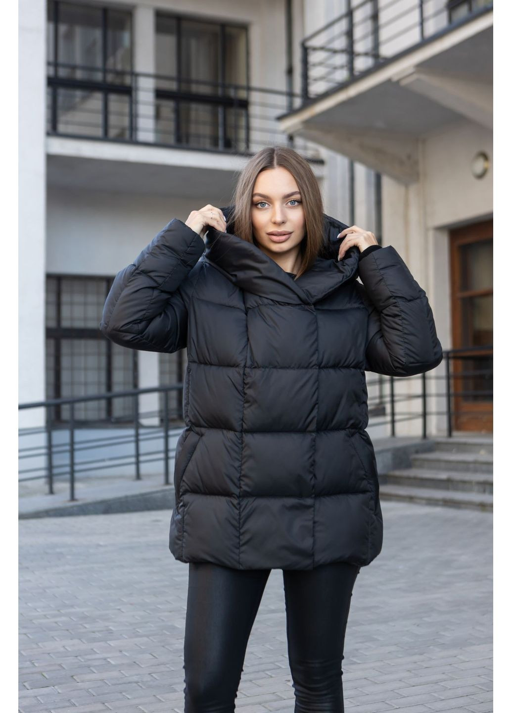 Черный зимний Пуховик Geran