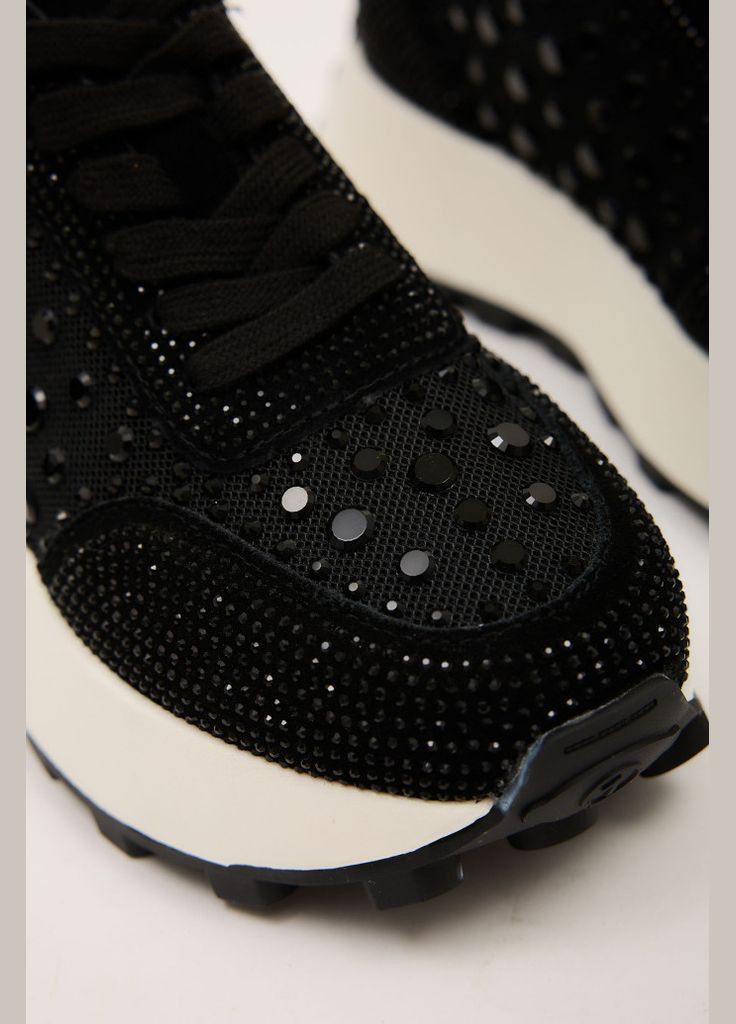 Черные демисезонные кроссовки 187007 Lonza