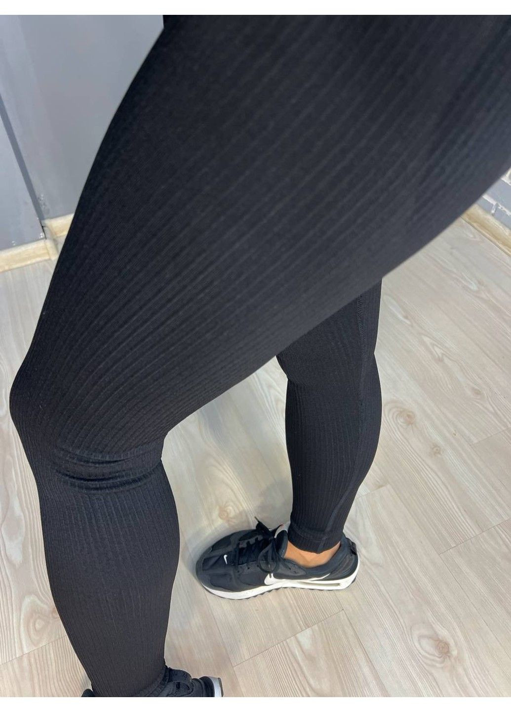 Черные демисезонные лосины женские 0923 рубчик широкий пояс эффект пуш-ап one size черные Kenalin