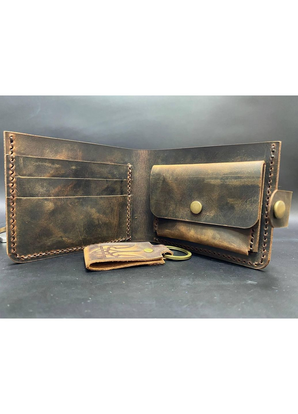 Шкіряний Гаманець з Монетницею З Гербом Ручної Роботи із Натуральної Шкіри Набір + Брелок Колір No Brand (358203445)