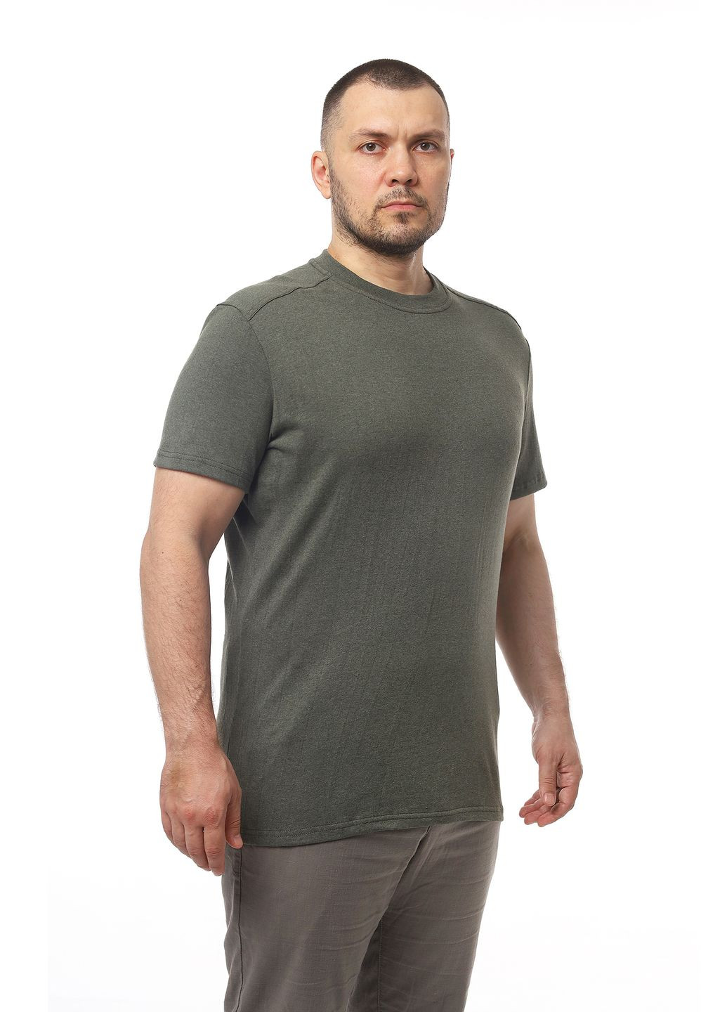 Хаки (оливковая) футболка трикотажная с коротким рукавом 100% хлопок зеленая без принта хаки с коротким рукавом УТОГ